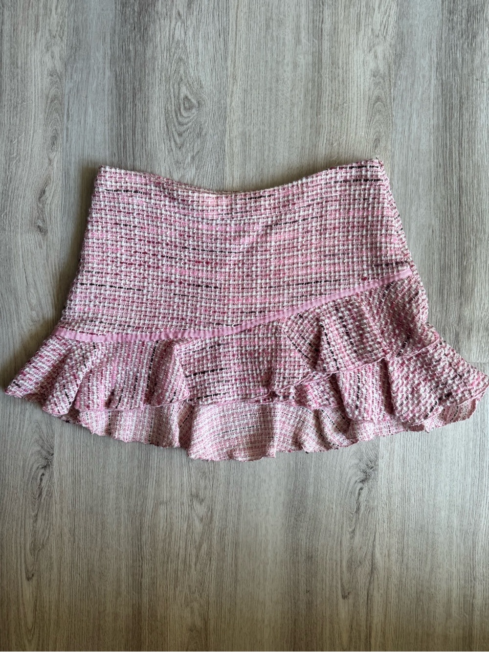 Vintage Y2K Bebe Pink & White Tweed Knit Ruffle Mini Skirt Legally Blonde Size 6